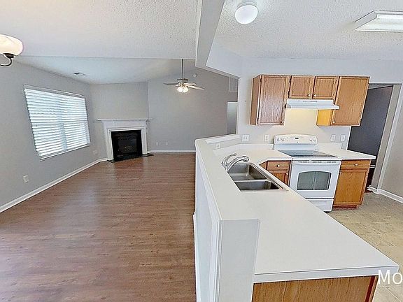 2nd image of 4105 Viewmont Dr