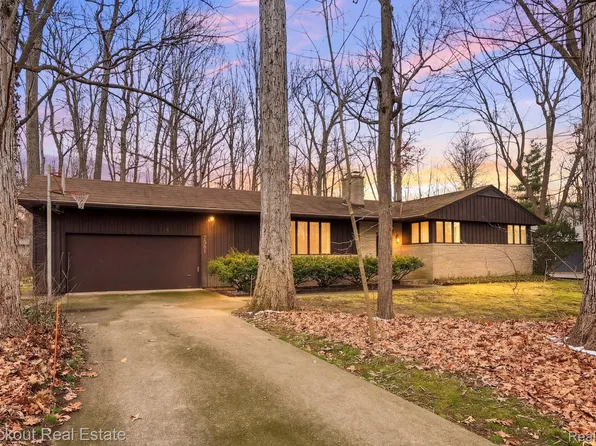7301 W Ronrick Pl, Frankenmuth, MI 48734