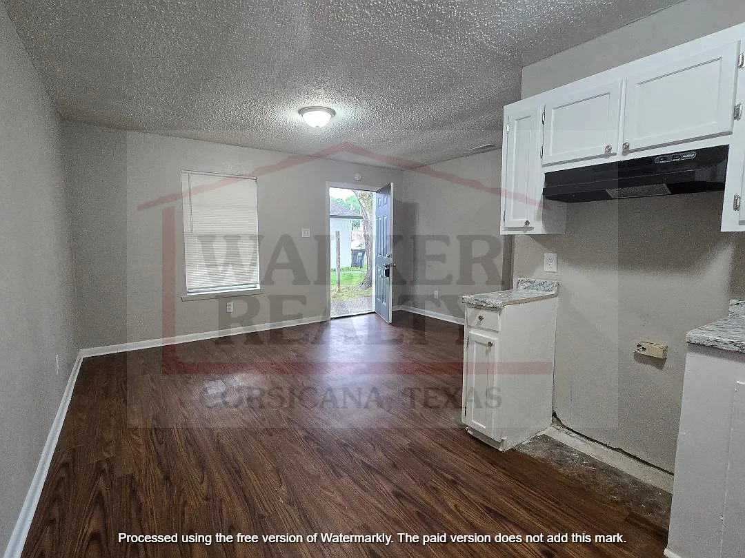 2 bed, 620 sqft, $850 — Photo 2