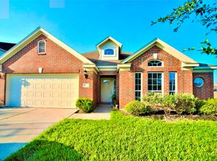 9935 Wing St, Conroe, TX 77385