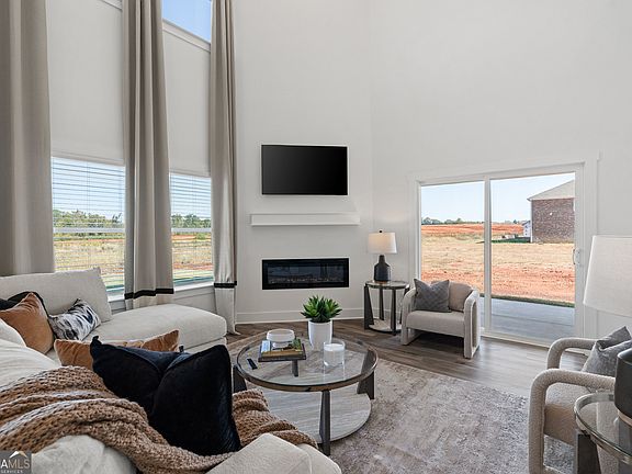 3rd image of 810 Grande Bishop Dr #58