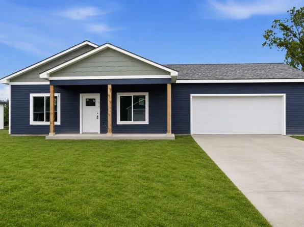 914 5th St, Osawatomie, KS 66064