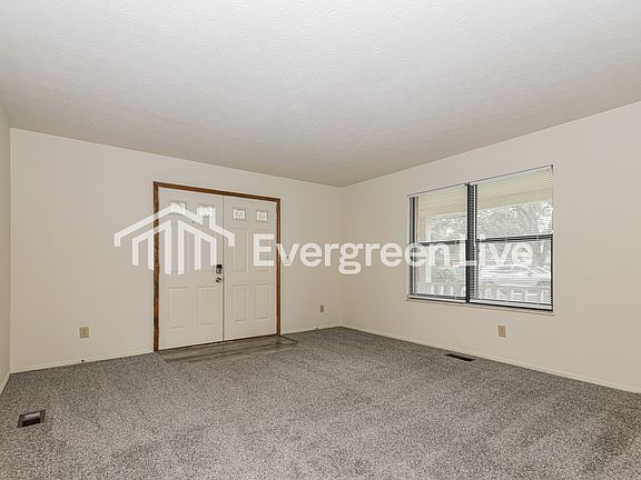 4th image of 6651 Deer Knolls Dr