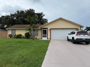 218 SW Amesbury Ave, Port Saint Lucie, FL 34953