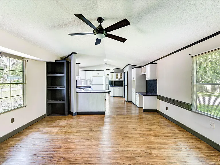 26342 Hunters Trl — Photo 4