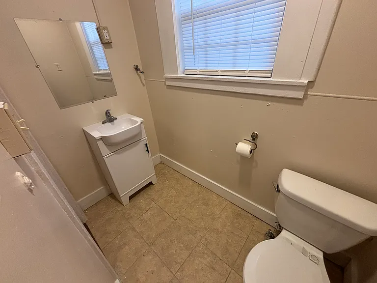 702 Lincoln Ave — Photo 5