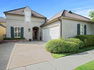 2962 McIlhenny Dr, Baton Rouge, LA 70809