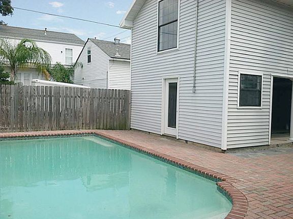 5th image of 6905 Vicksburg St