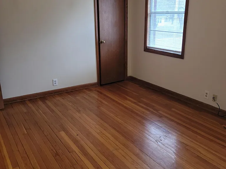 1401 Broadmoor Rd #C — Photo 6