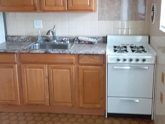 4th image of 11250 Liana Ln