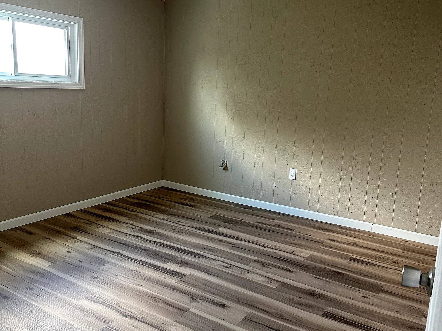 2 bed, 900 sqft, $1,100 — Photo 3