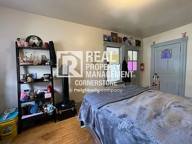 808 W Kalamazoo Ave — Photo 25