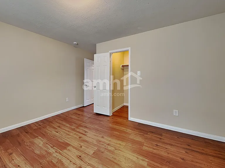 847 Darbydale Crossing Ln — Photo 15