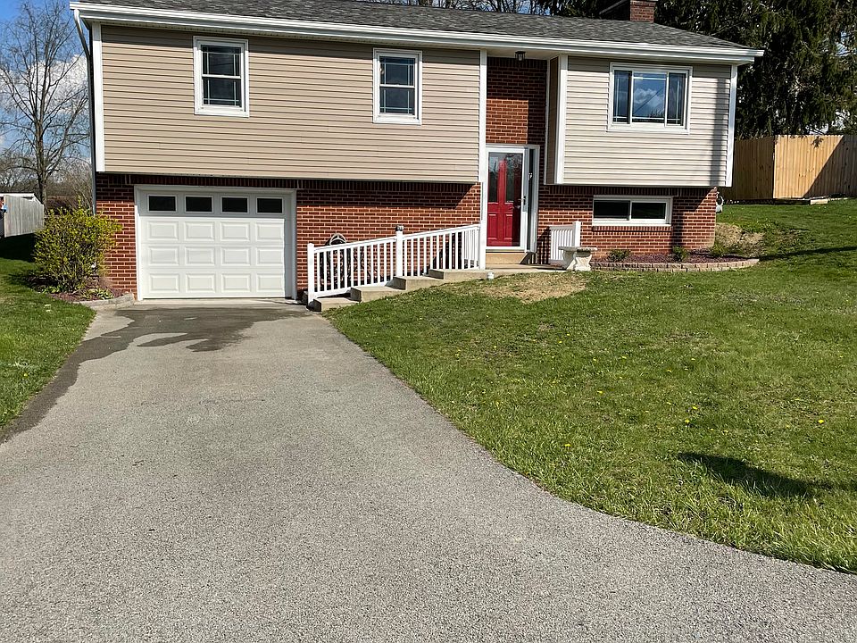 1st image of 110 Sandra Dr