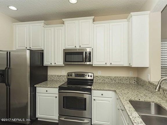 4th image of 6221 Apopka Ct