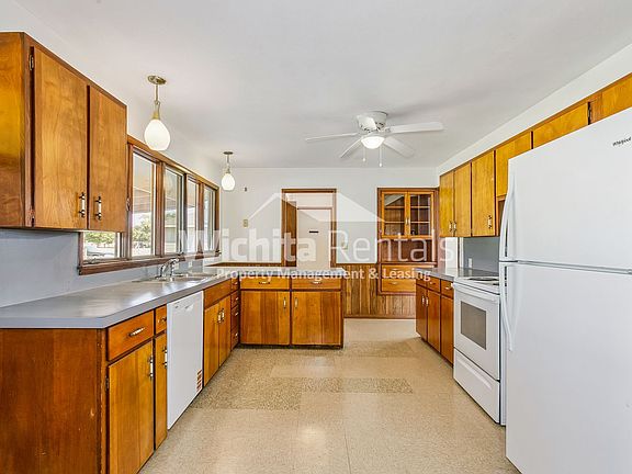 5th image of 4339 S Meridian Ave