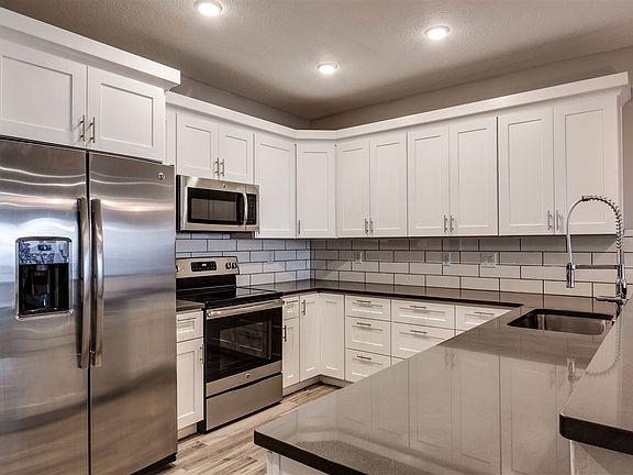 3rd image of 700 W 7th Ave Unit 701
