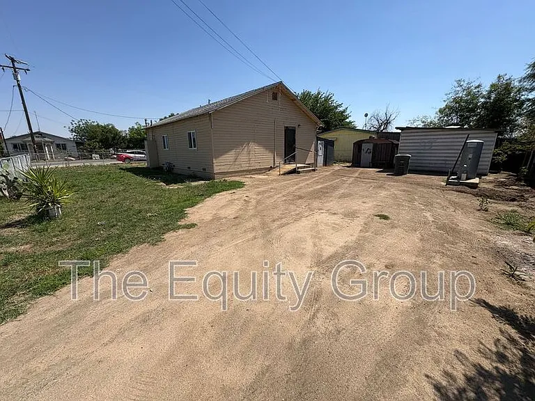 10596 Lewis Dr #B — Photo 3