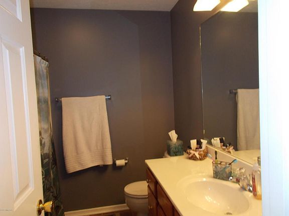 169 Meadowcrest 062
