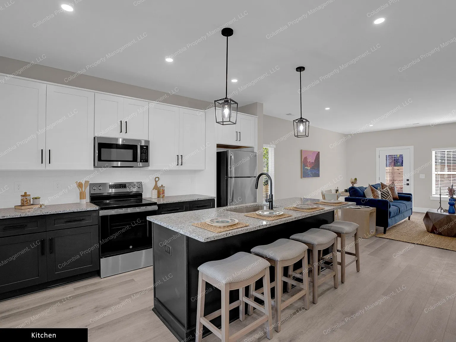 3 bed, 2.5 bath, 1386 sqft, $1,975 — Photo 3