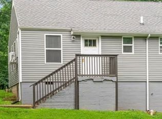 Chamberlain - 4-6 Chestnut Dr, Clarksville, TN 37042