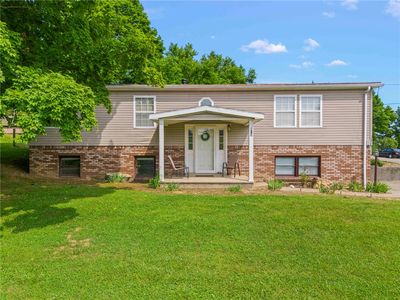 815 Maple Ave, New Eagle, PA, 15067