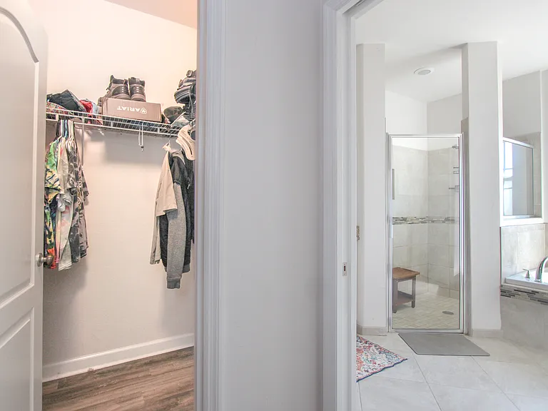 989 NW 231st Way — Photo 12