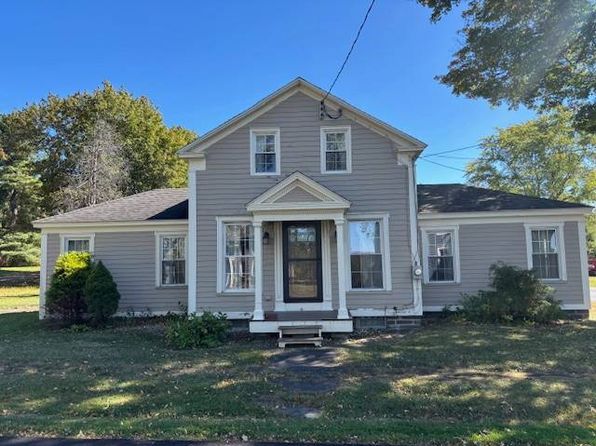107 Maple Ave