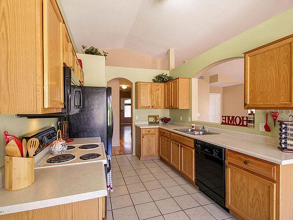 3rd image of 7892 W Sacramento Hill Dr