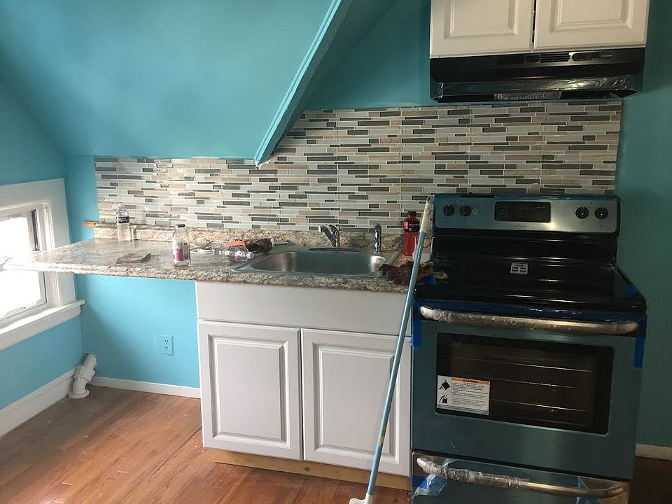 2nd image of 9122 86th Ave APT 3R