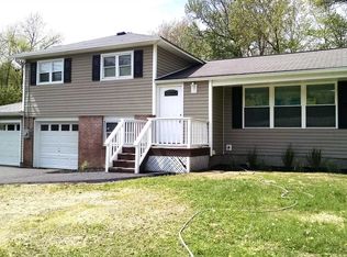 2 N Jackson Rd, Poughkeepsie, NY 12603