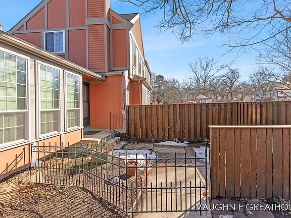 3rd image of 3570 Whispering Brook Dr SE #50