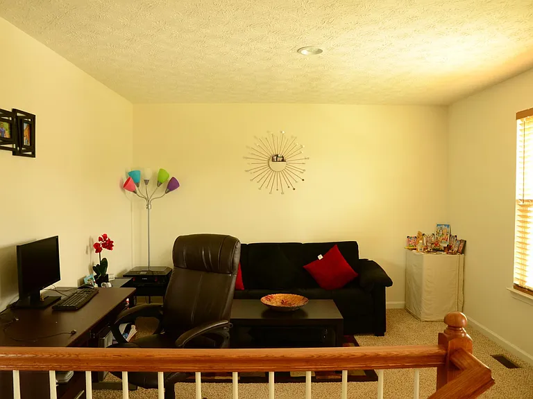 507 Reading Rd — Photo 10