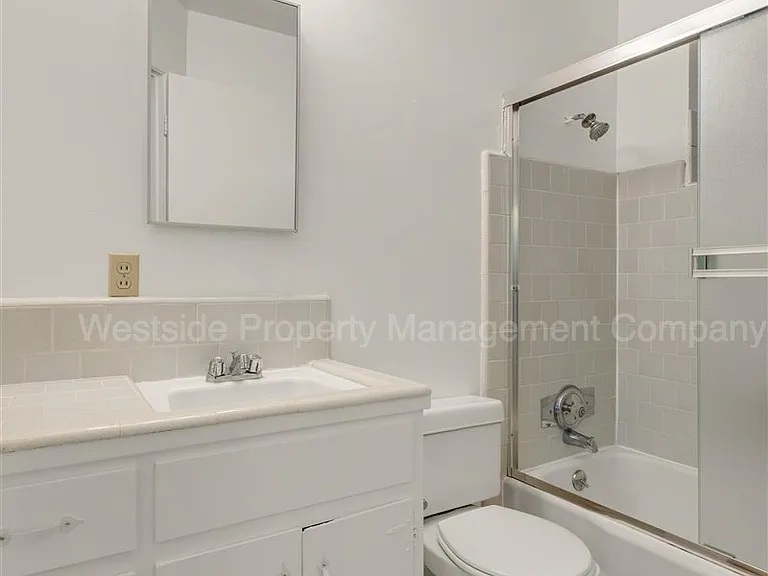116 Towne Ter #1 — Photo 8