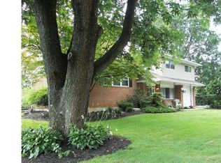 824 Rainbow Ave, Reading, PA 19605