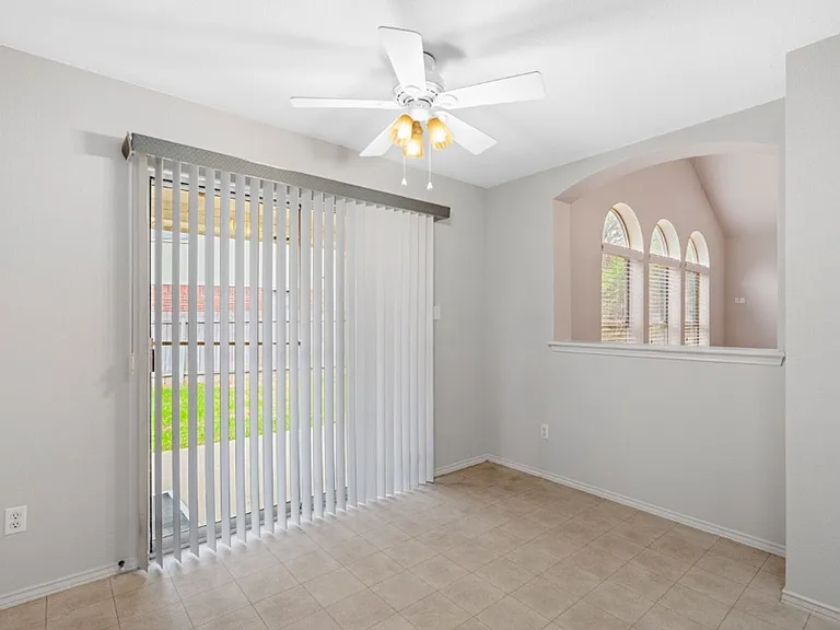 1401 Thibodeaux Dr — Photo 12