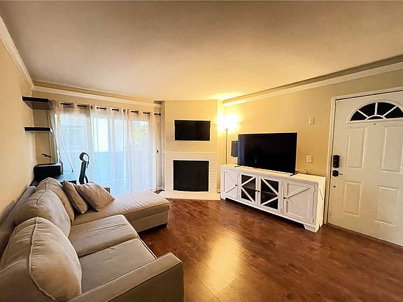 4th image of 3020 Alta View Dr