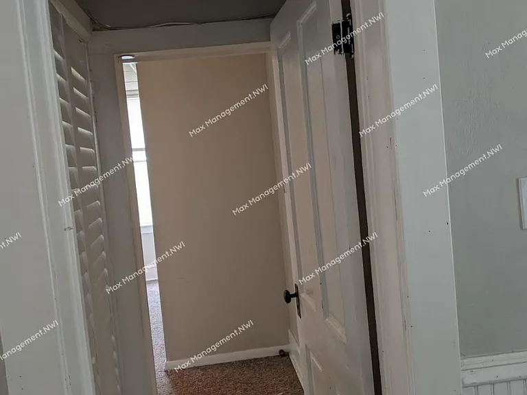 7321 Madison St — Photo 5