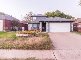 1502 Briarcrest Dr, Grapevine, TX 76051