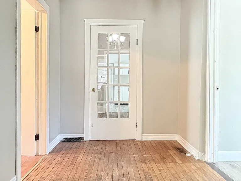 337 Maxwell St — Photo 4