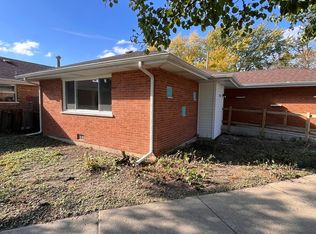 5220 State Rd, Burbank, IL 60459