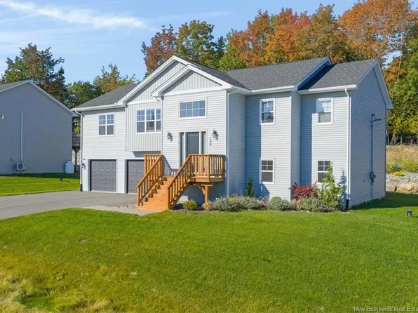 104 Montana Dr, Quispamsis, NB E2E 0W2