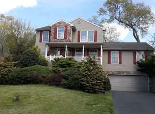 26 Egret Cir, Denver, PA 17517