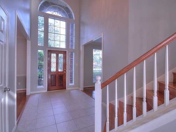 4th image of 2226 Alberton Ln
