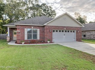 13737 Windwood Dr, Gulfport, MS 39503
