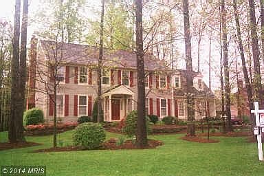 1st image of 9712 Woodchase Dr