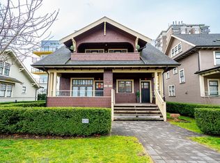 406 8th St, New Westminster, BC