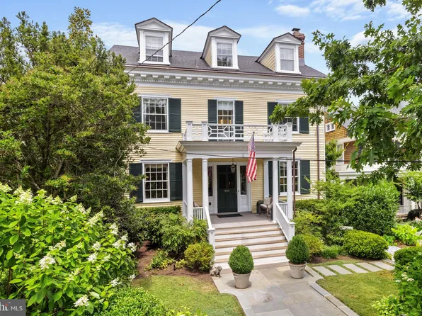 3307 Newark St NW, Washington, DC 20008