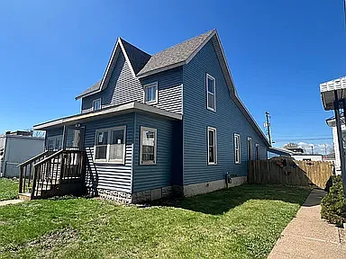 3 bed, 1670 sqft, $1,795 — Photo 2