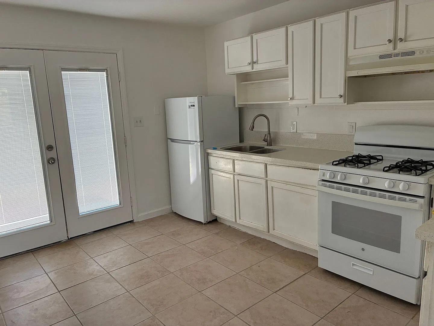 COM740 — Photo 4